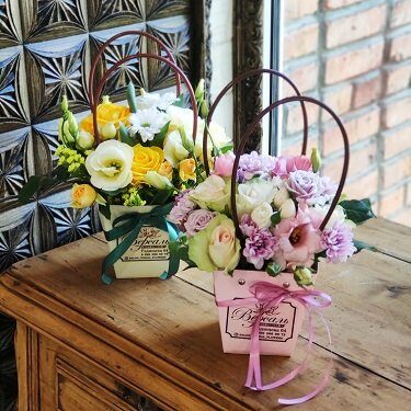 Flowers in a handbags