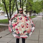 Букет- гигант из гортензий, роз и хризантем