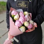 Букет 11 пионов Сара Бернар