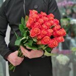 Оранжевые розы (Эквадор) High Magic (70см)