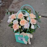Сумочка с цветами в пастельных тонах