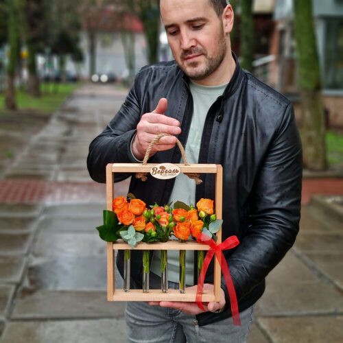 Рамочка с колбочками ( оранжевая кустовая роза)