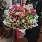 Букет 71 альстромерия микс