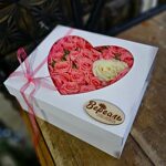 Раскрытое сердце - белая роза