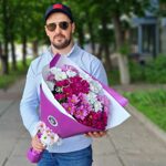 Двойной букет цветных ромашек ( 9  розовых и белых хризантем )