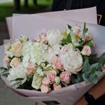 Нежные пионы и гортензия