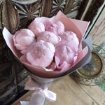 Букет из 7 розовых пионов