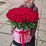 Большая коробка со 101  красной розой