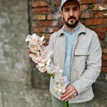 Орхидея Цимбидиум белая (ветка)