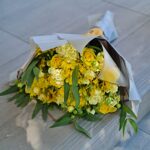 Большой желтый букет