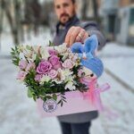 Ящичек с куклой ручной работы