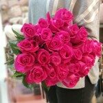 25 роз (60см) (Малиновые)
