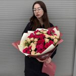 15 спрей роз в бумаге