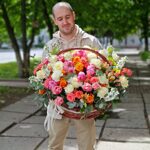 Яркая корзина цветов " Женская мечта"
