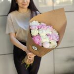 15 голландских пионов в конверте